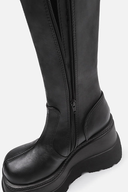 Classic Vintage Boots with a Flattering Fit