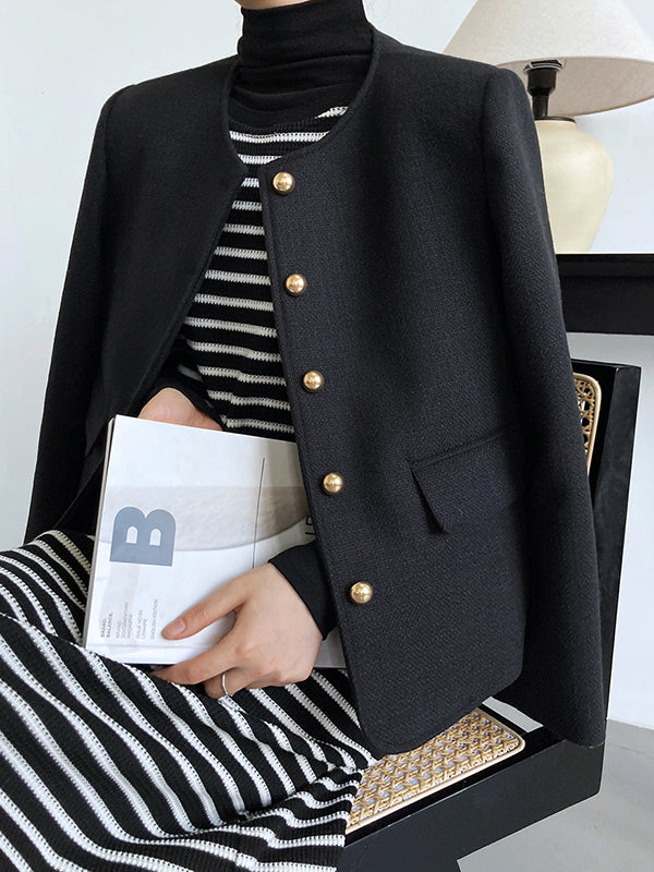 Gracefully Styled Garment for Any Occasion
