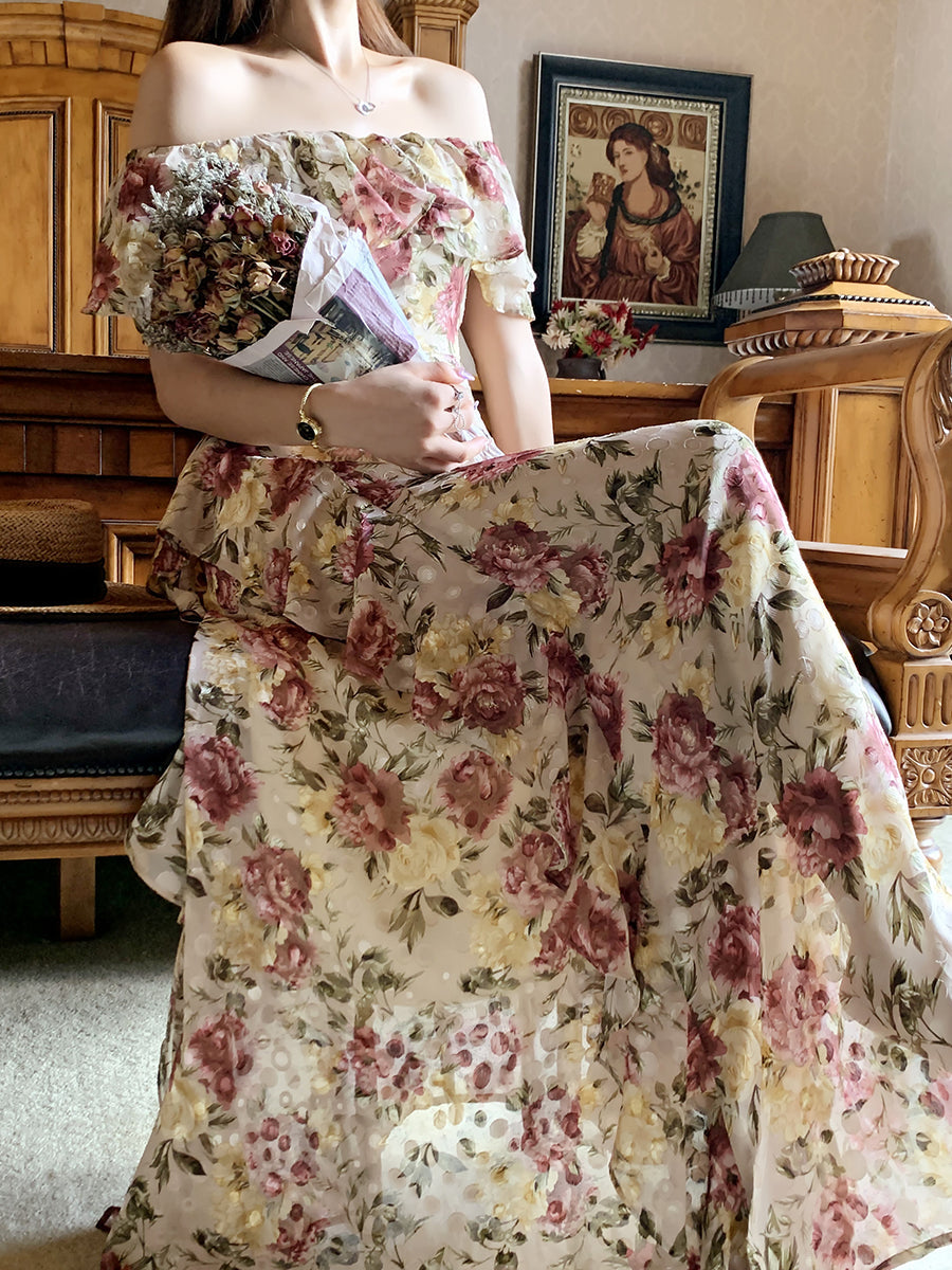 A Vintage Style Dress with Delicate Timeless Details