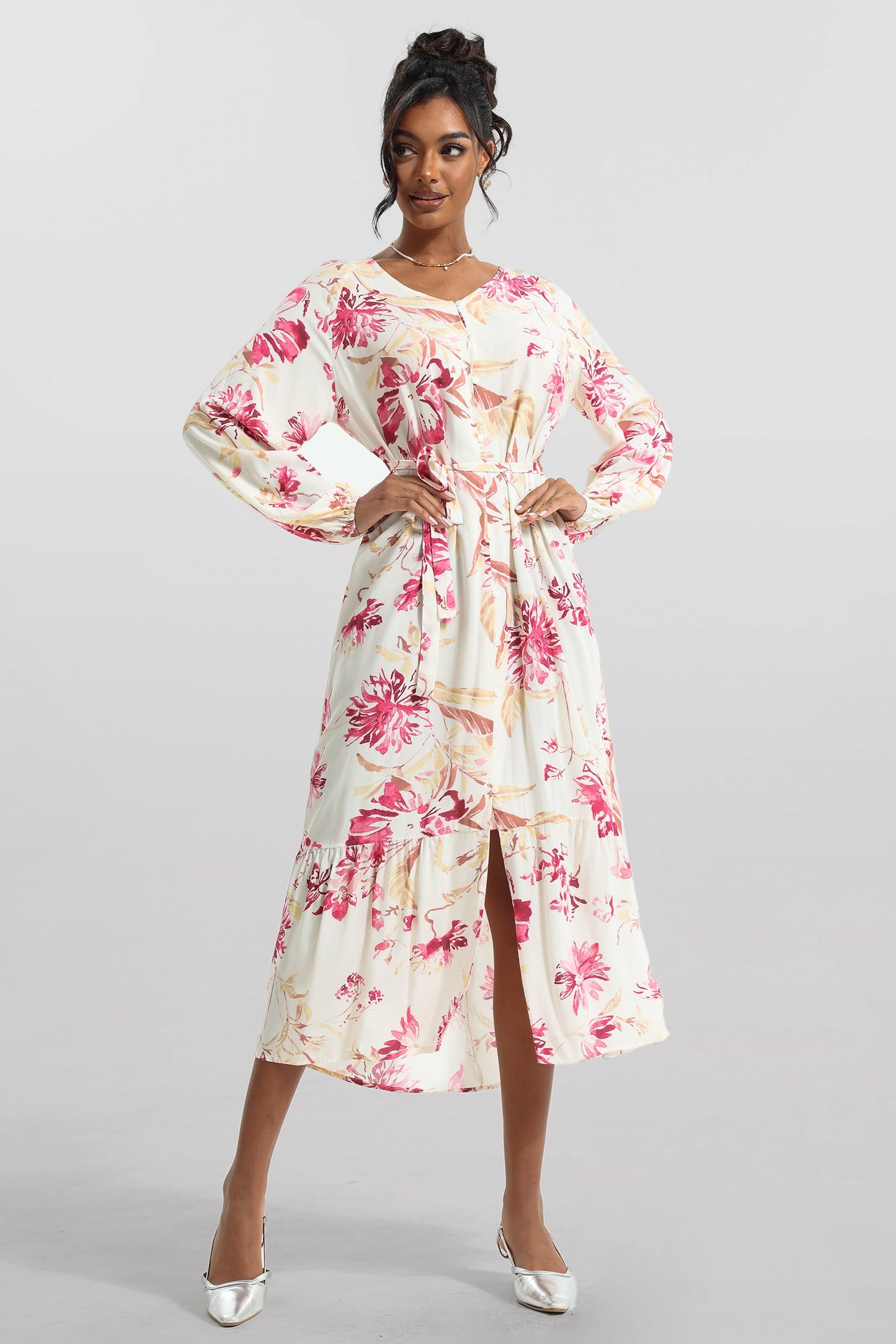 Classic Vintage Dress with a Flattering Fit