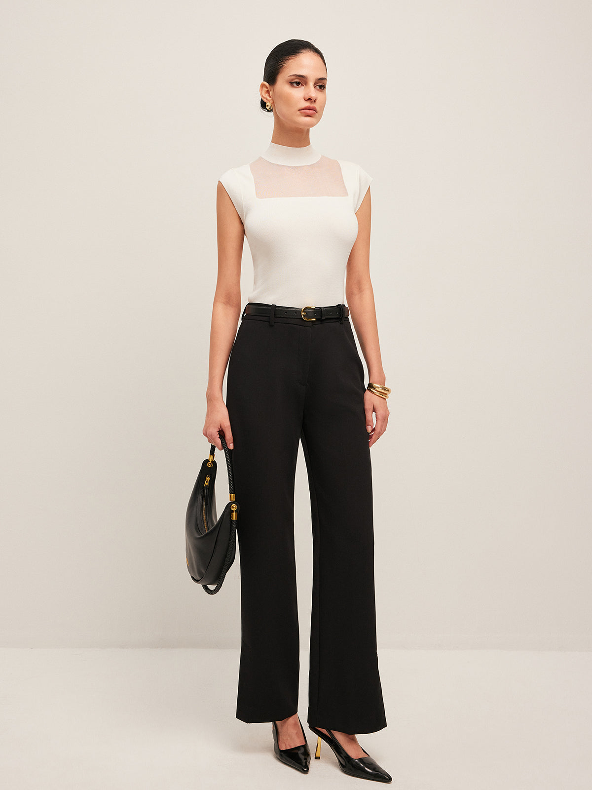 Beautifully Finished Top in a Timeless Design