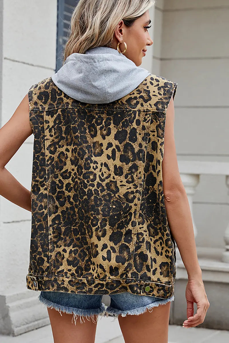 Sophisticated Top with a Clean Classic Look