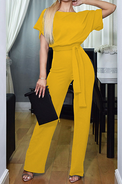 Sophisticated Garment with a Clean Classic Look
