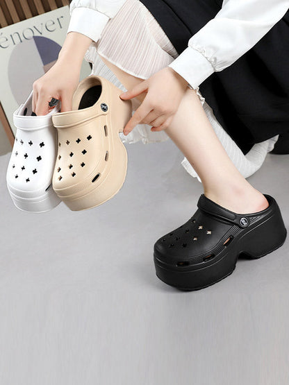 Effortlessly Elegant Sandals with a Timeless Design