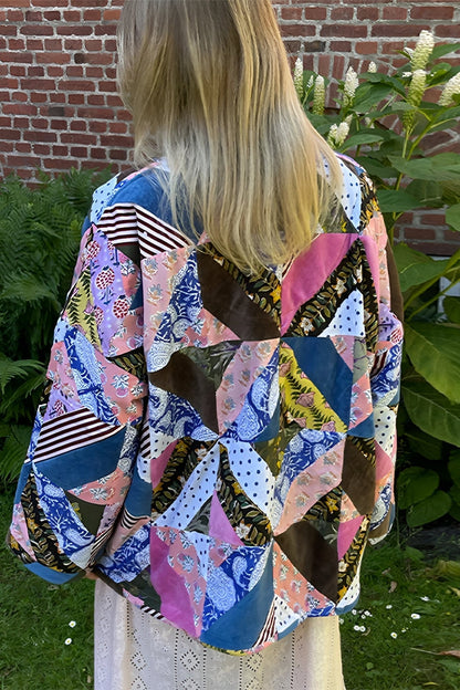 Classic Vintage Jacket with a Flattering Fit