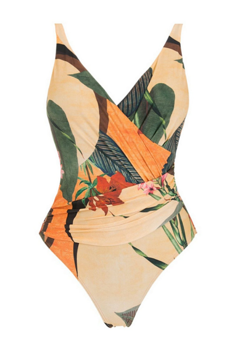Well Tailored Swimsuit with a Graceful Silhouette