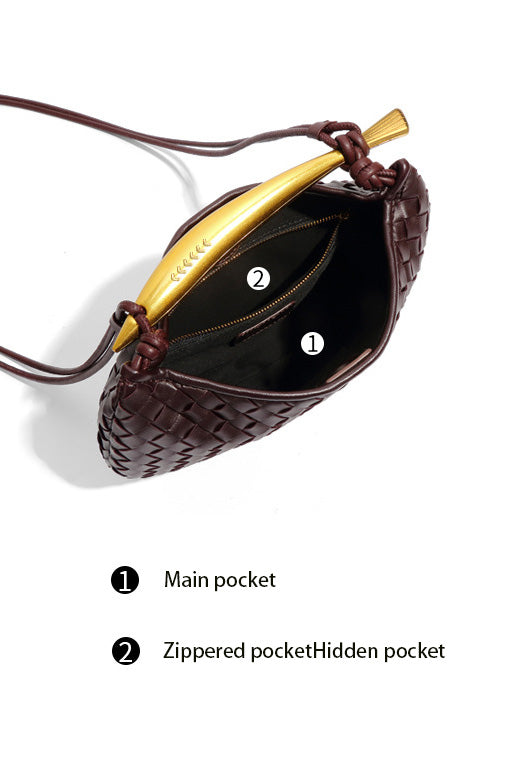 Classic Vintage Bag with a Flattering Fit