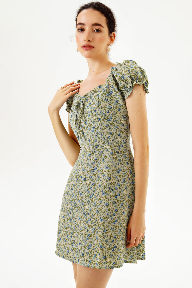 Elegantly Styled Dress for Everyday Wear