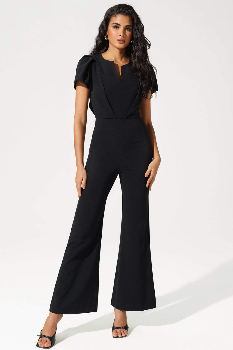 Beautifully Finished Garment in a Timeless Design