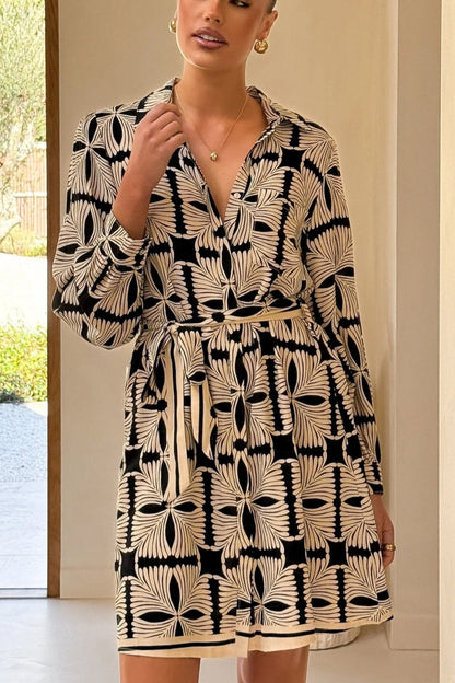 Classic Vintage & Enduringly Stylish Dress