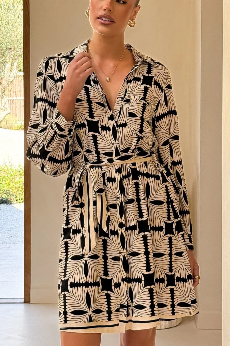 Classic Vintage & Enduringly Stylish Dress