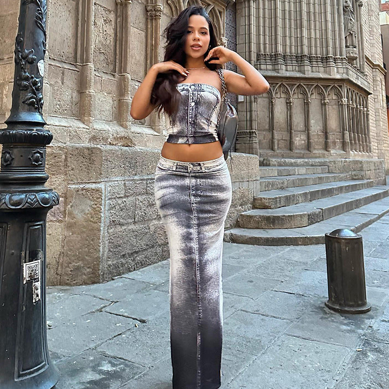 Well Tailored Garment with a Graceful Silhouette