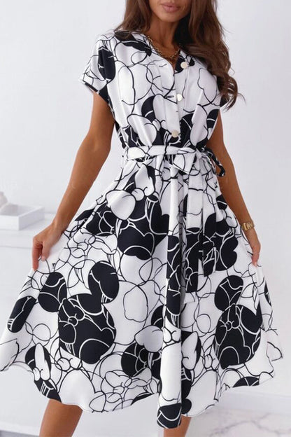Sophisticated Dress with a Clean Classic Look