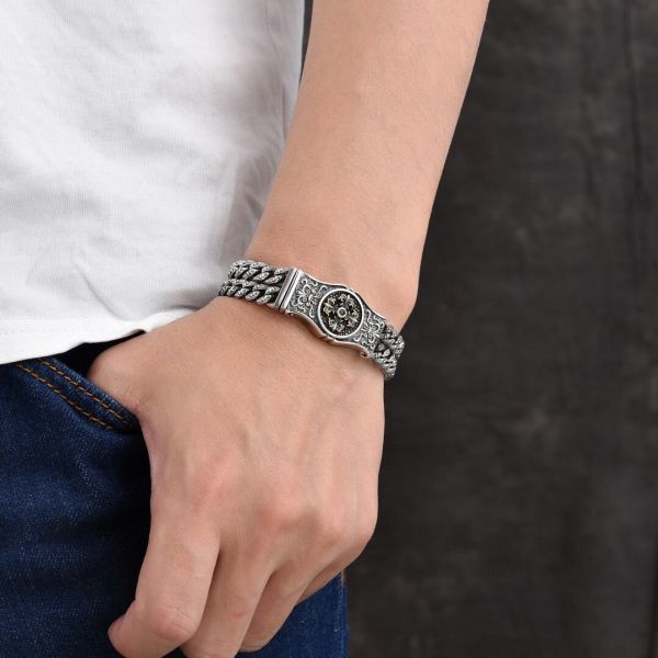 Classic Vintage & Enduringly Stylish Garment
