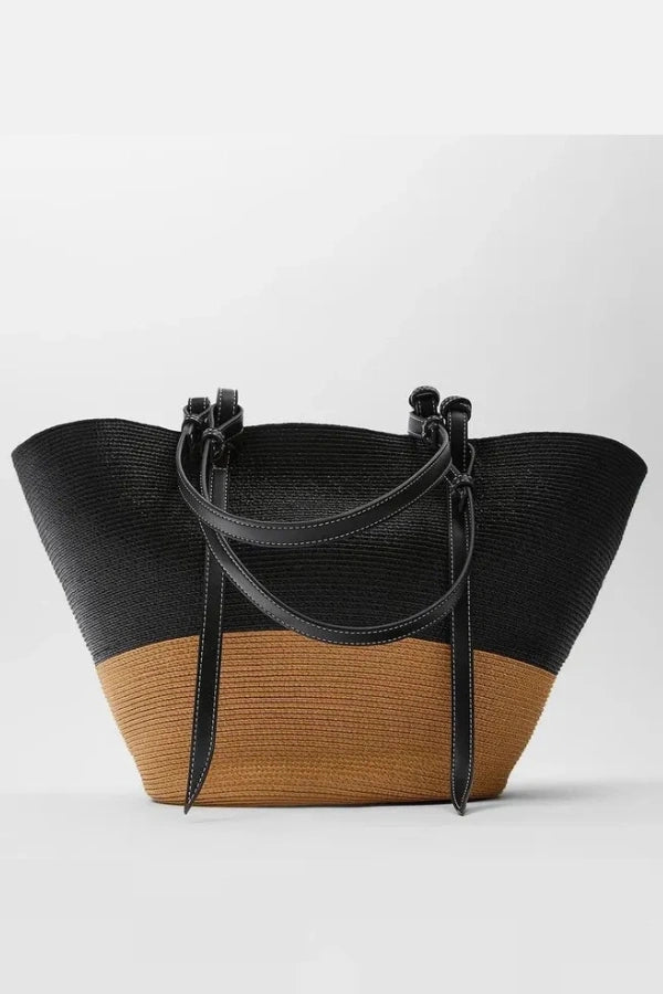 Well Tailored Bag with a Graceful Silhouette