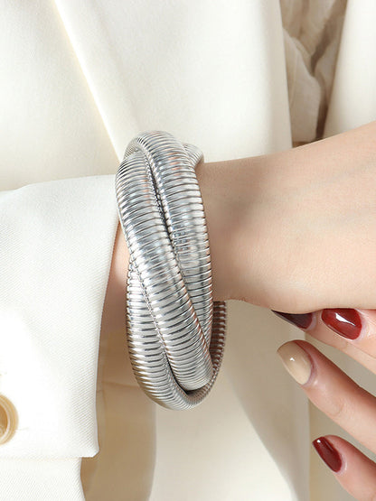 Effortlessly Elegant Garment with a Timeless Design