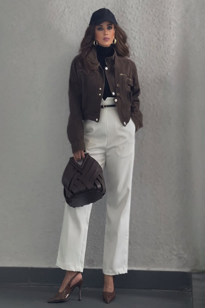 Effortlessly Elegant Jacket with a Timeless Design