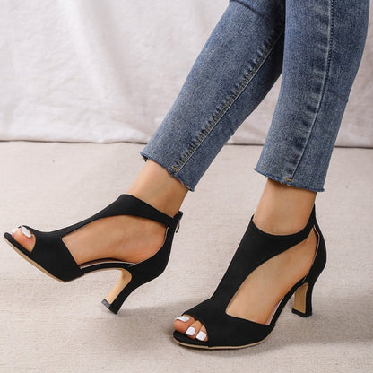 Polished Shoes with an Effortless Classic Look
