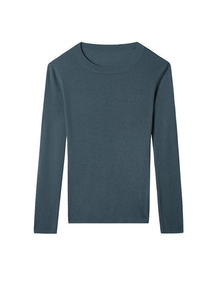 Well Tailored Sweater with a Graceful Silhouette