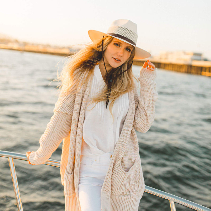 Beautifully Finished Garment in a Timeless Design