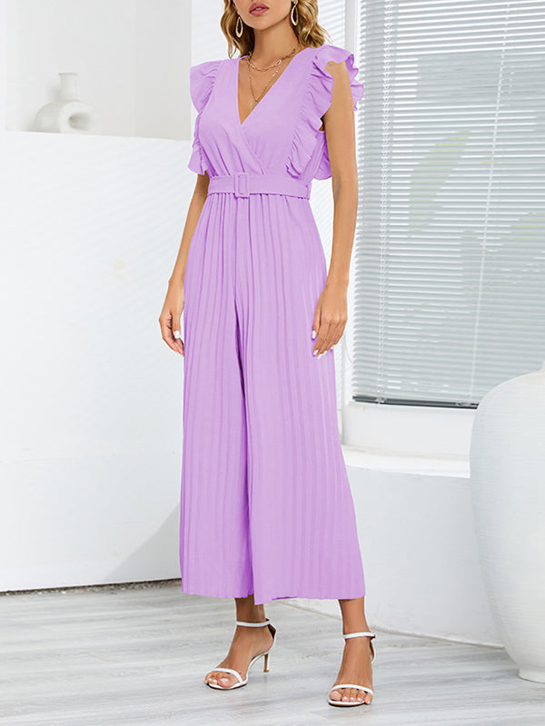 Sophisticated Garment with a Clean Classic Look