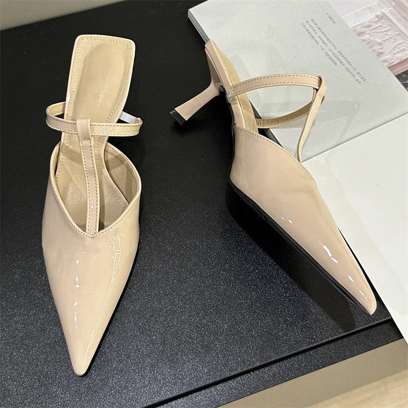 Beautifully Finished Heels in a Timeless Design
