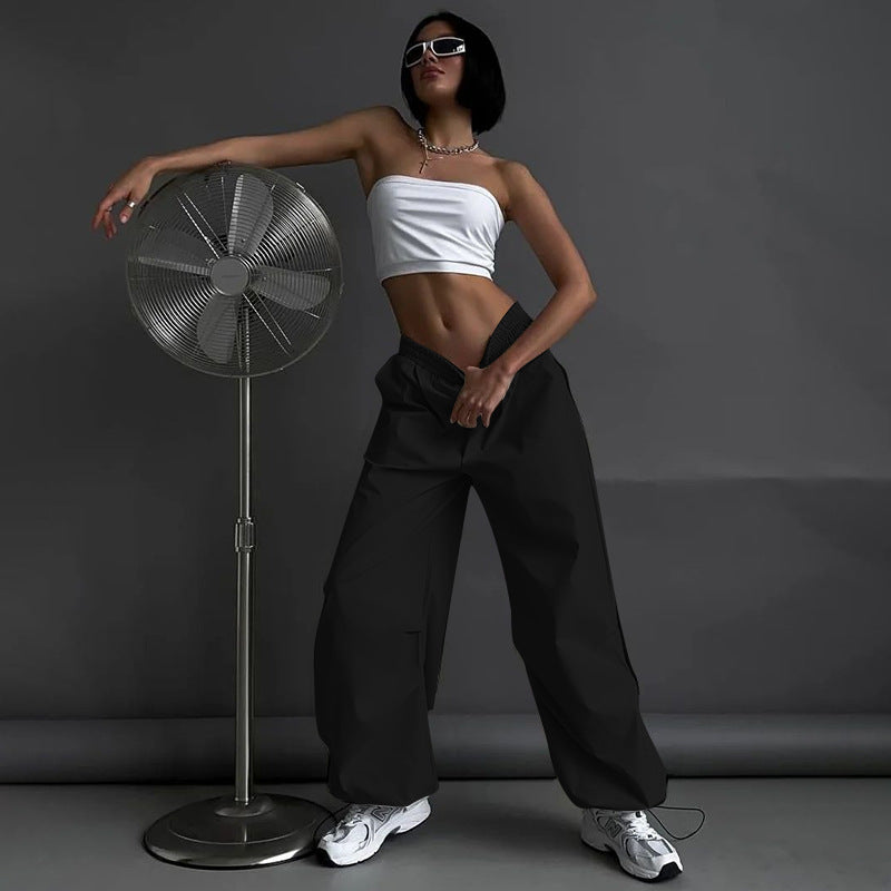 Elegantly Styled Trousers for Everyday Wear