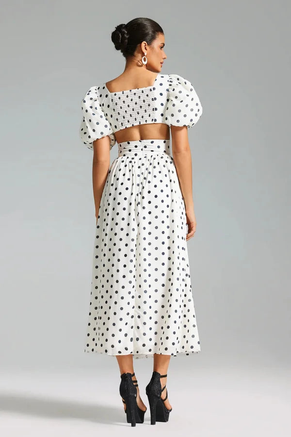 Gracefully Styled Garment for Any Occasion