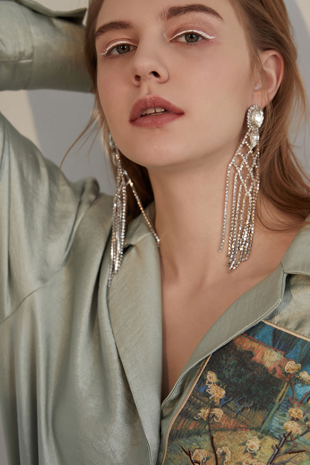 Classic Vintage Garment with a Flattering Fit