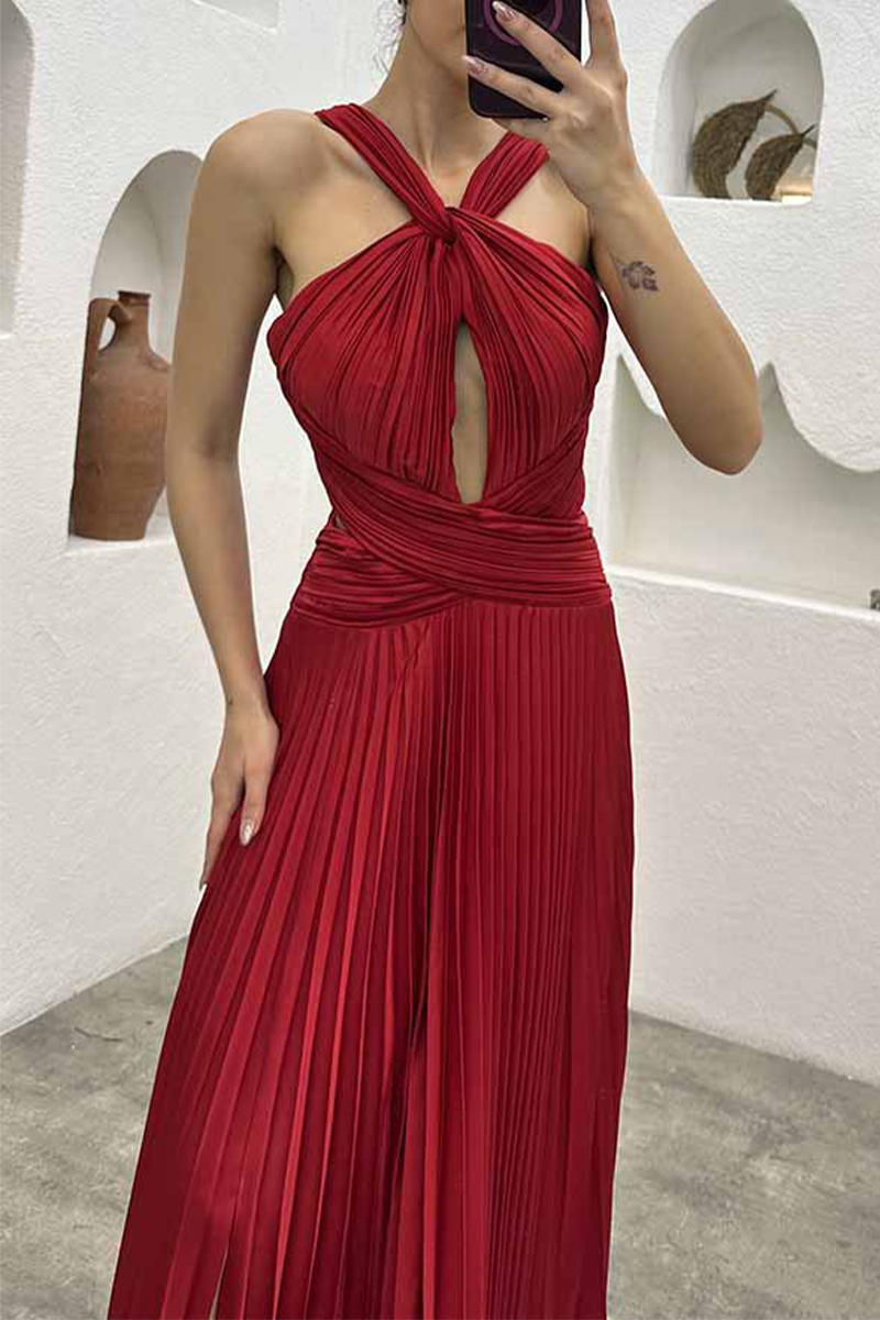 Effortlessly Elegant Dress with a Timeless Design