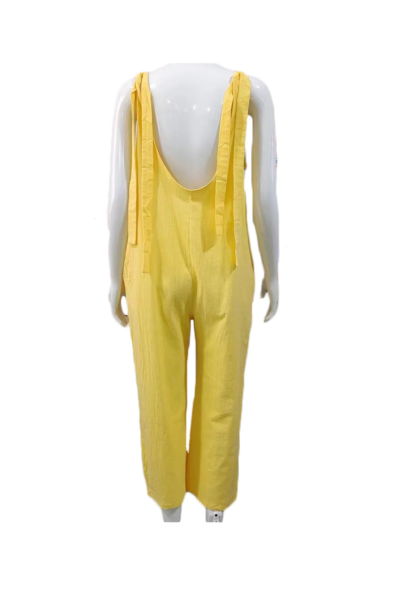 Effortlessly Elegant Garment with a Timeless Design