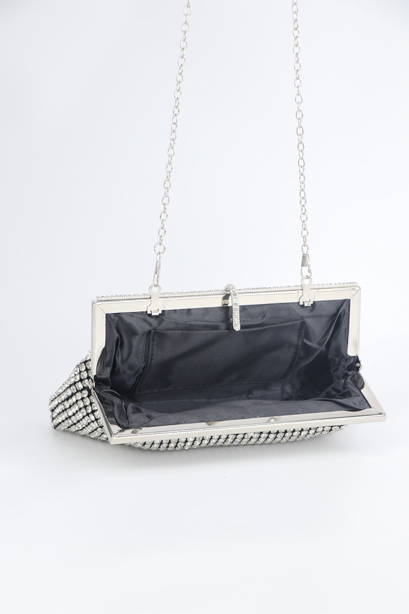 Well Tailored Bag with a Graceful Silhouette
