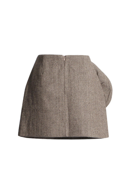 Gracefully Styled Garment for Any Occasion