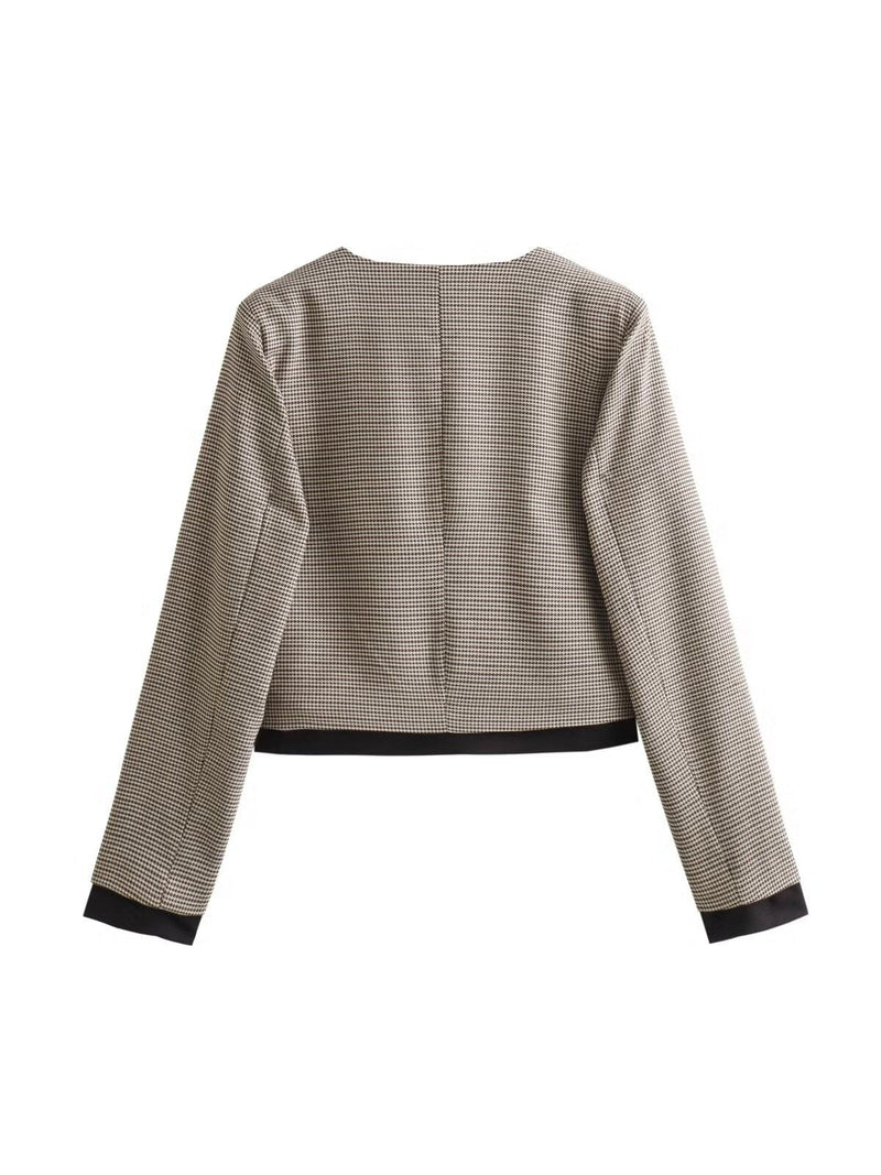 Beautifully Crafted Garment in a Classic Style