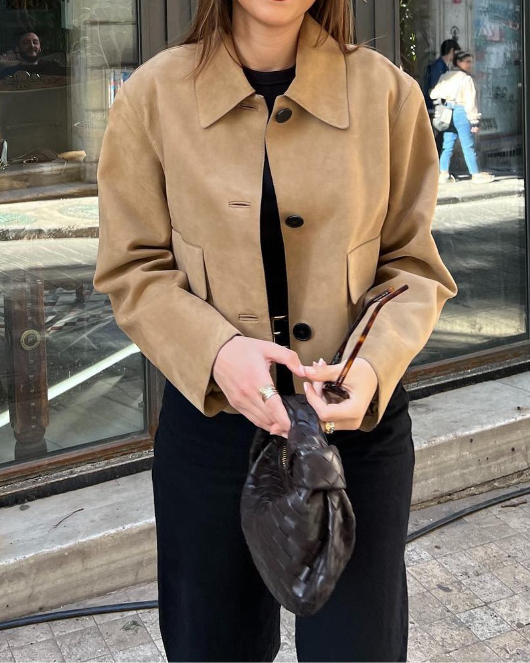 Well Tailored Jacket with a Graceful Silhouette