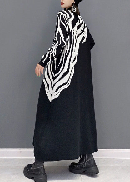 Well Tailored Sweater with a Graceful Silhouette