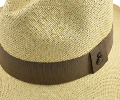 Well Tailored Garment with a Graceful Silhouette