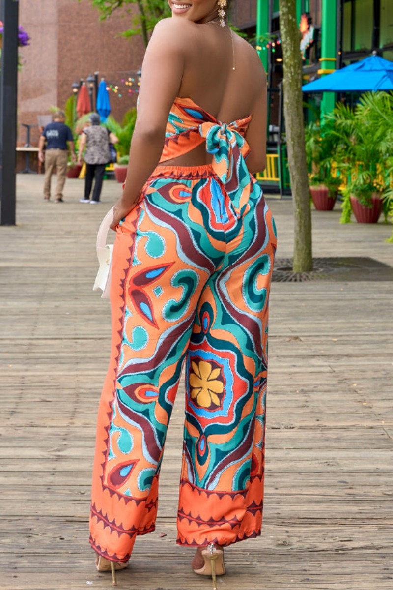 Sophisticated Garment with a Clean Classic Look