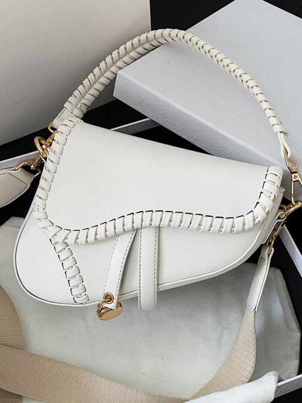 Well Tailored Bag with a Graceful Silhouette