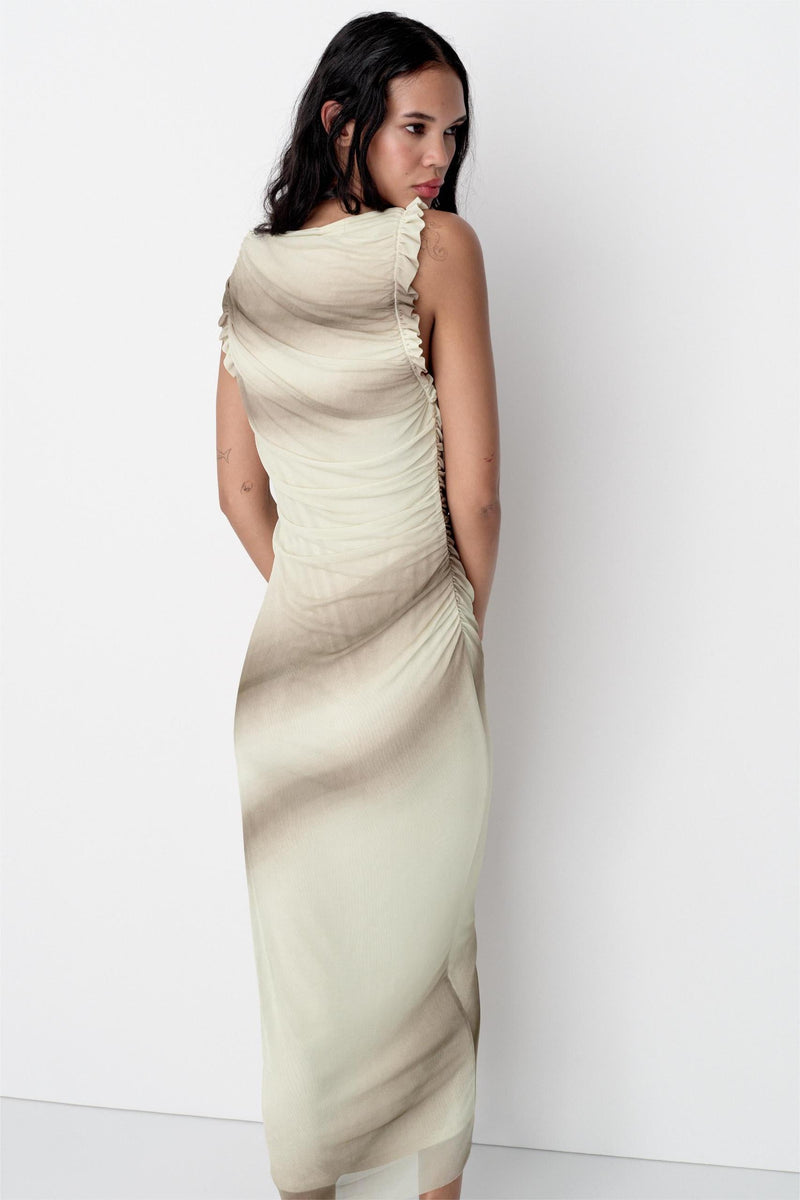 Gracefully Styled Dress for Any Occasion