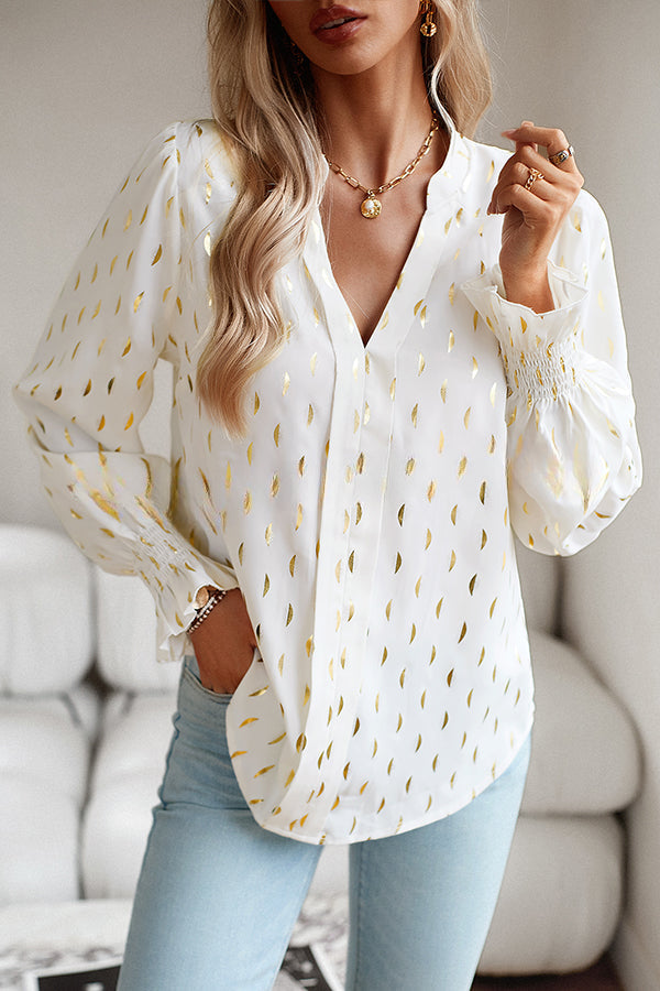 Gracefully Styled Pullover for Any Occasion