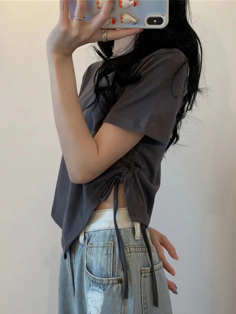 Effortlessly Elegant T-Shirt with a Timeless Design