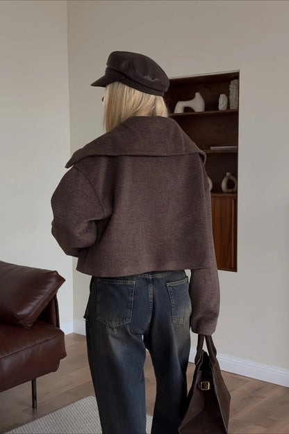 Classic Vintage Jacket with a Flattering Fit