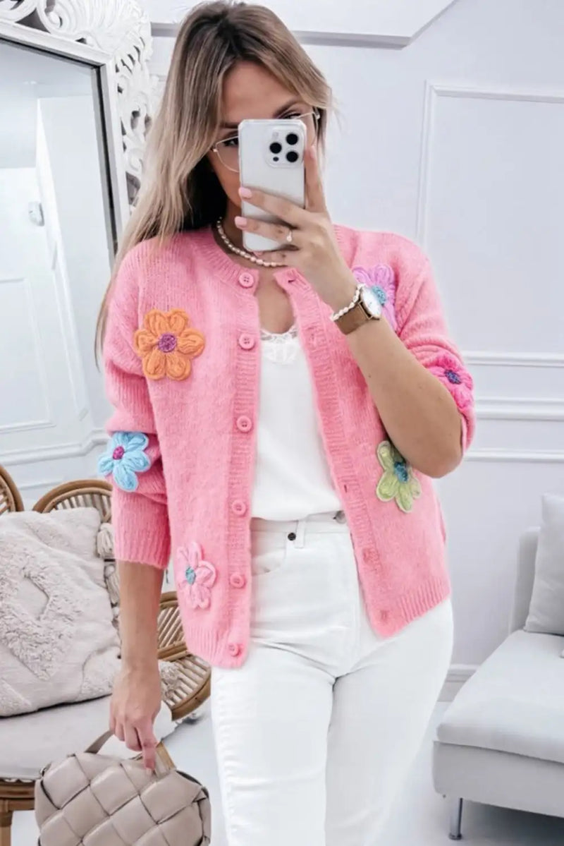 Effortlessly Elegant Cardigan with a Timeless Design