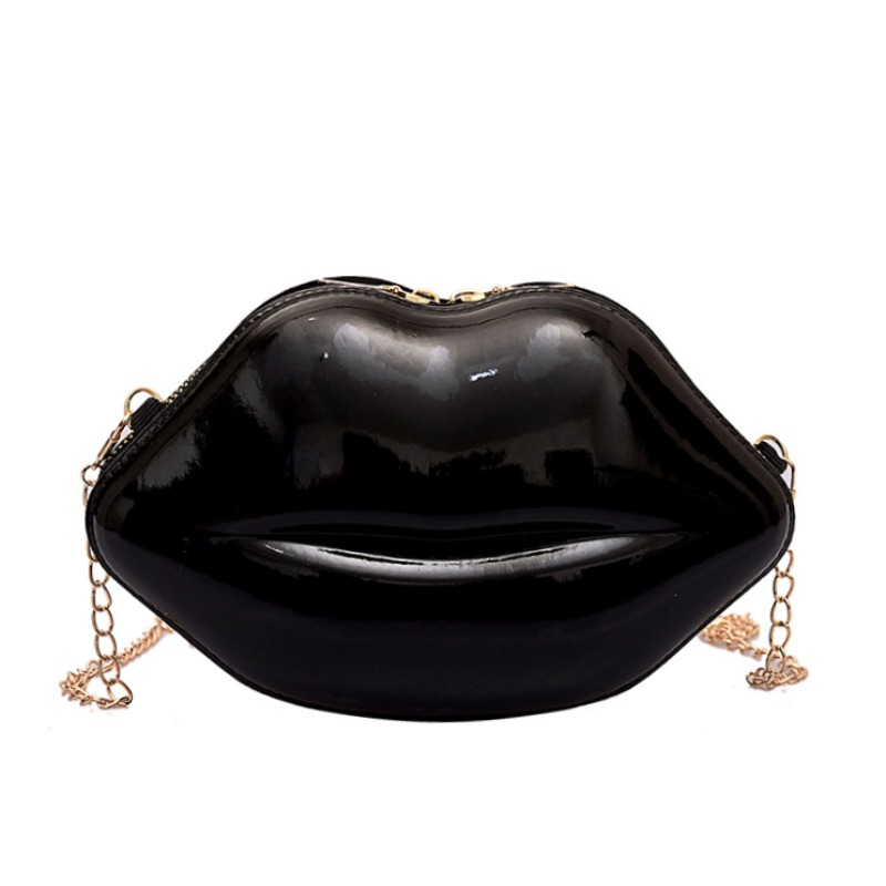 Gracefully Styled Bag for Any Occasion