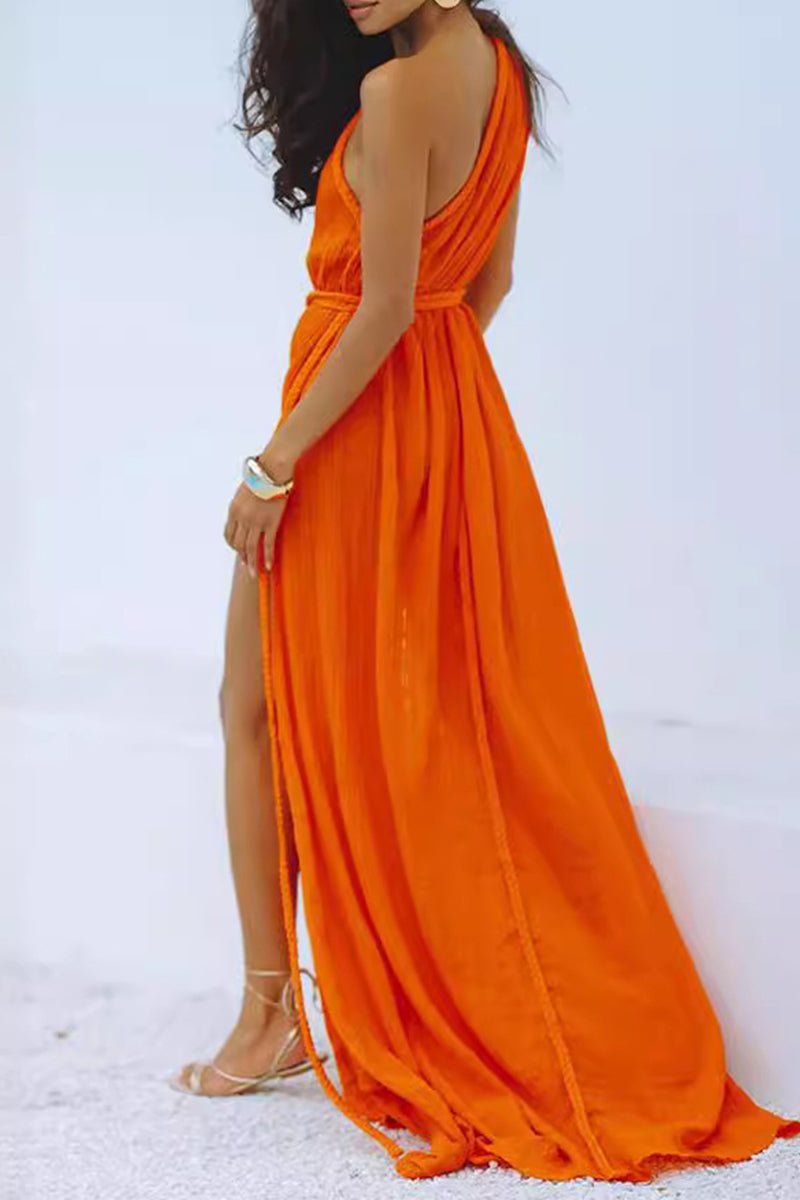 Well Tailored Garment with a Graceful Silhouette