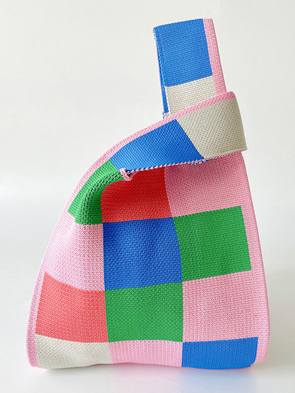 Well Tailored Bag with a Graceful Silhouette
