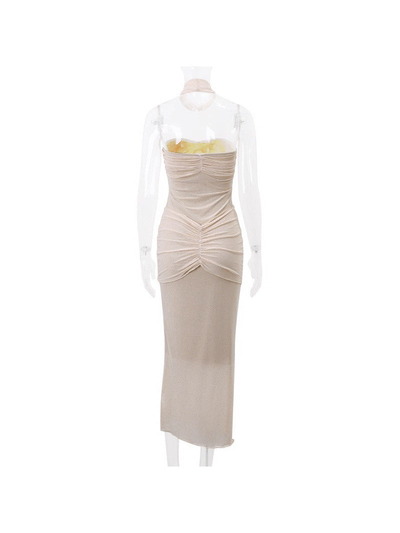 Beautifully Crafted Dress in a Classic Style