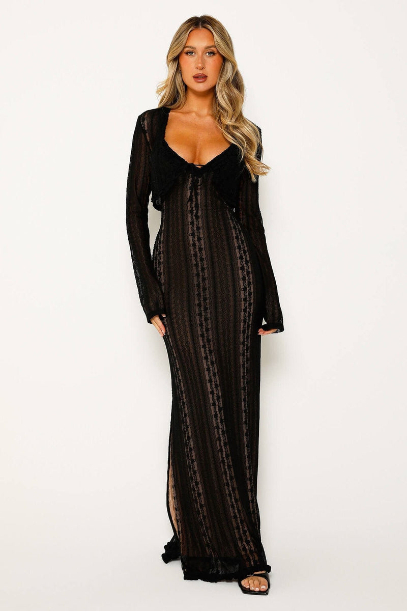 Well Tailored Garment with a Graceful Silhouette