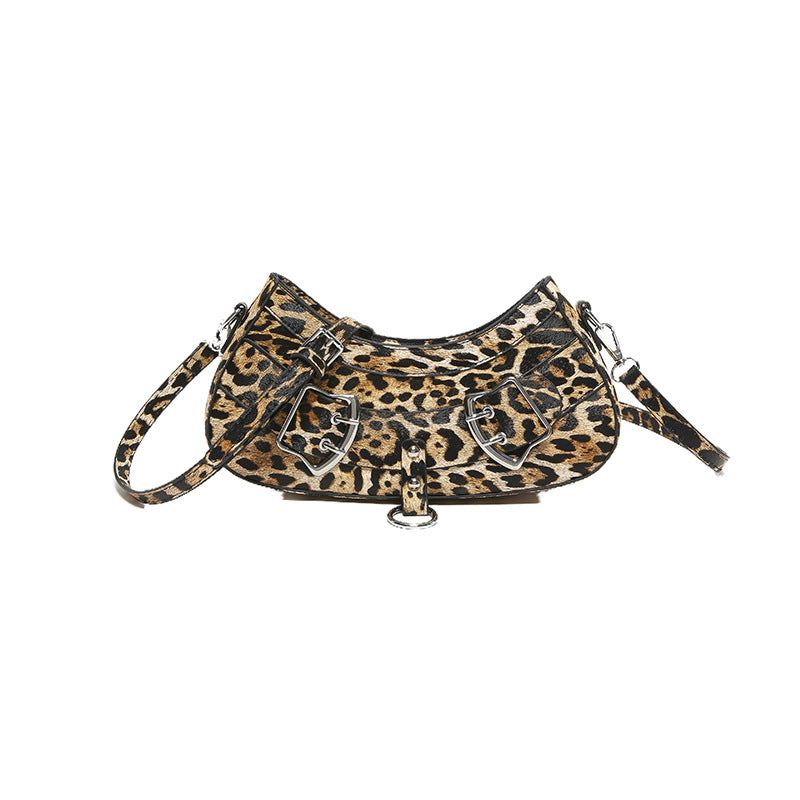 Well Tailored Bag with a Graceful Silhouette
